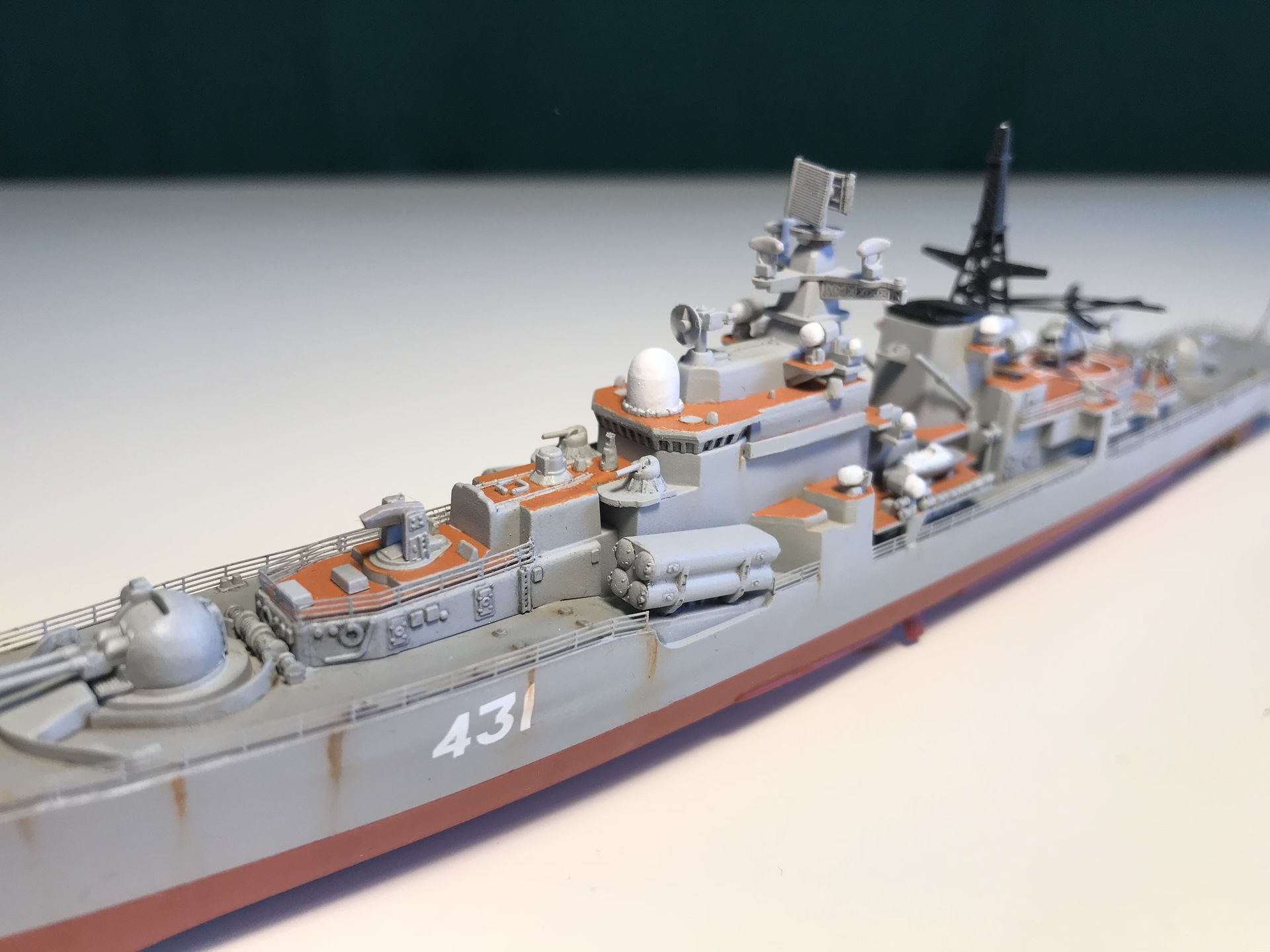 Sovremenny (Современный) Russian Destroyer, 1/700, Zvezda