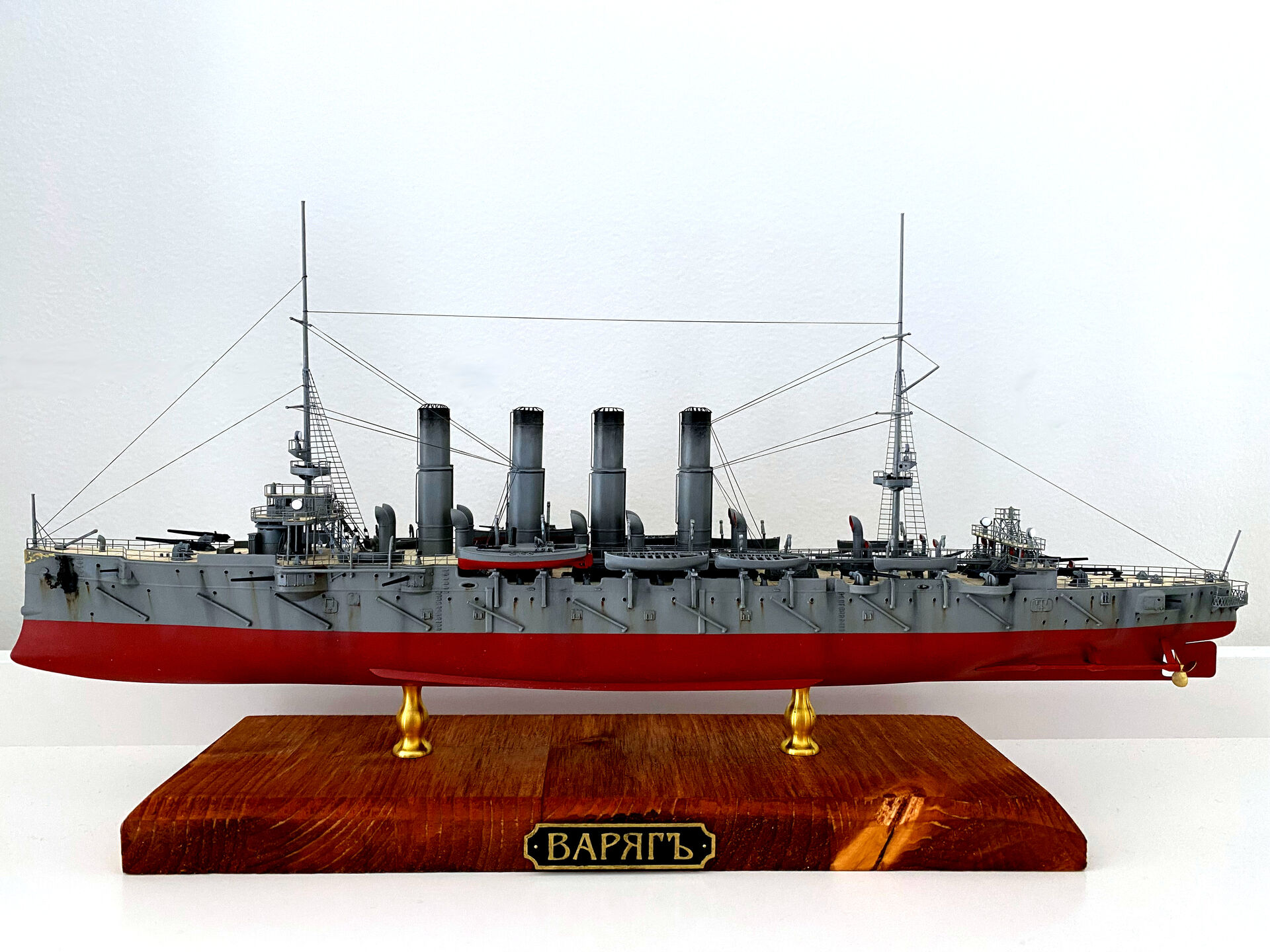 Varyag, 1/350, Zvezda